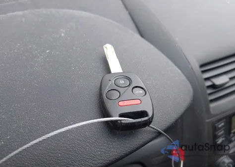 2005 Honda Accord 2.4 Lx z USA, uszkodzony, nr VIN 1HGCM56455L003847